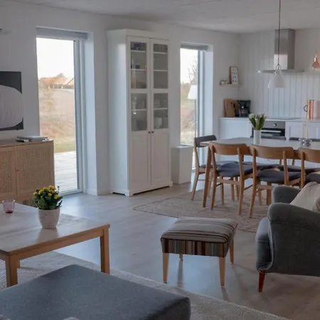 Semesterbostad Lovely Rural Idyll In Near Nature Haderslev
