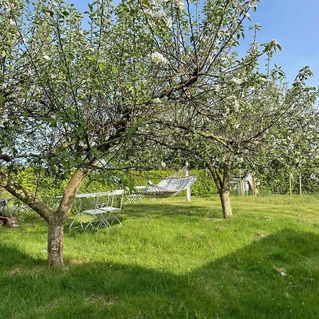 Semesterbostad Lovely Rural Idyll In Near Nature
